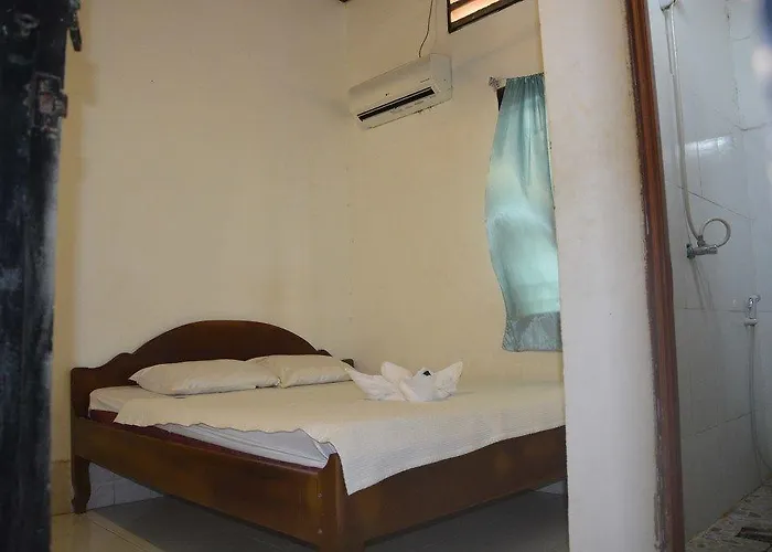 Same Same Backpacker Hostel *